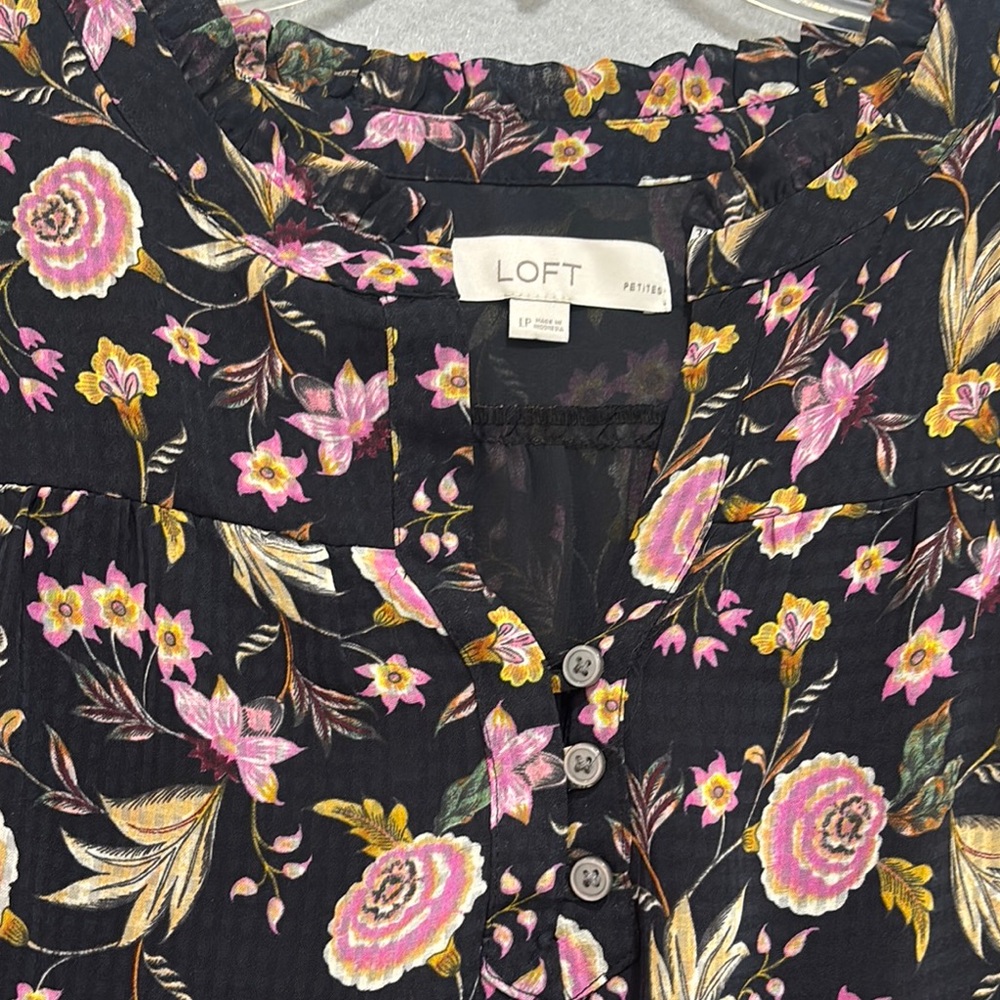 LOFT Black blouse with Pink Floral Design - Picture 6 of 13